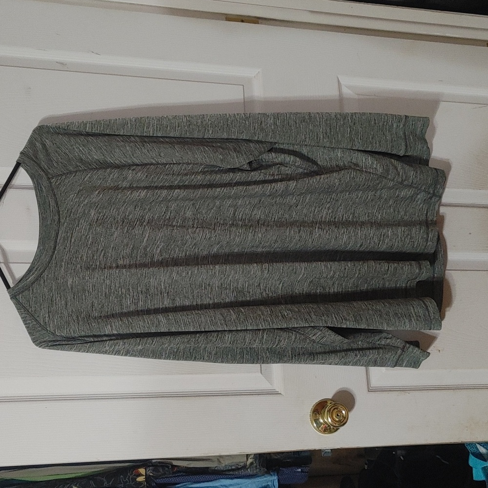 Big Men's Roundtree & Yorke long sleeve performance shirt. Size 4XT